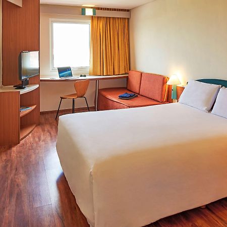 Ibis Monterrey Aeropuerto Hotel Apodaca Ngoại thất bức ảnh