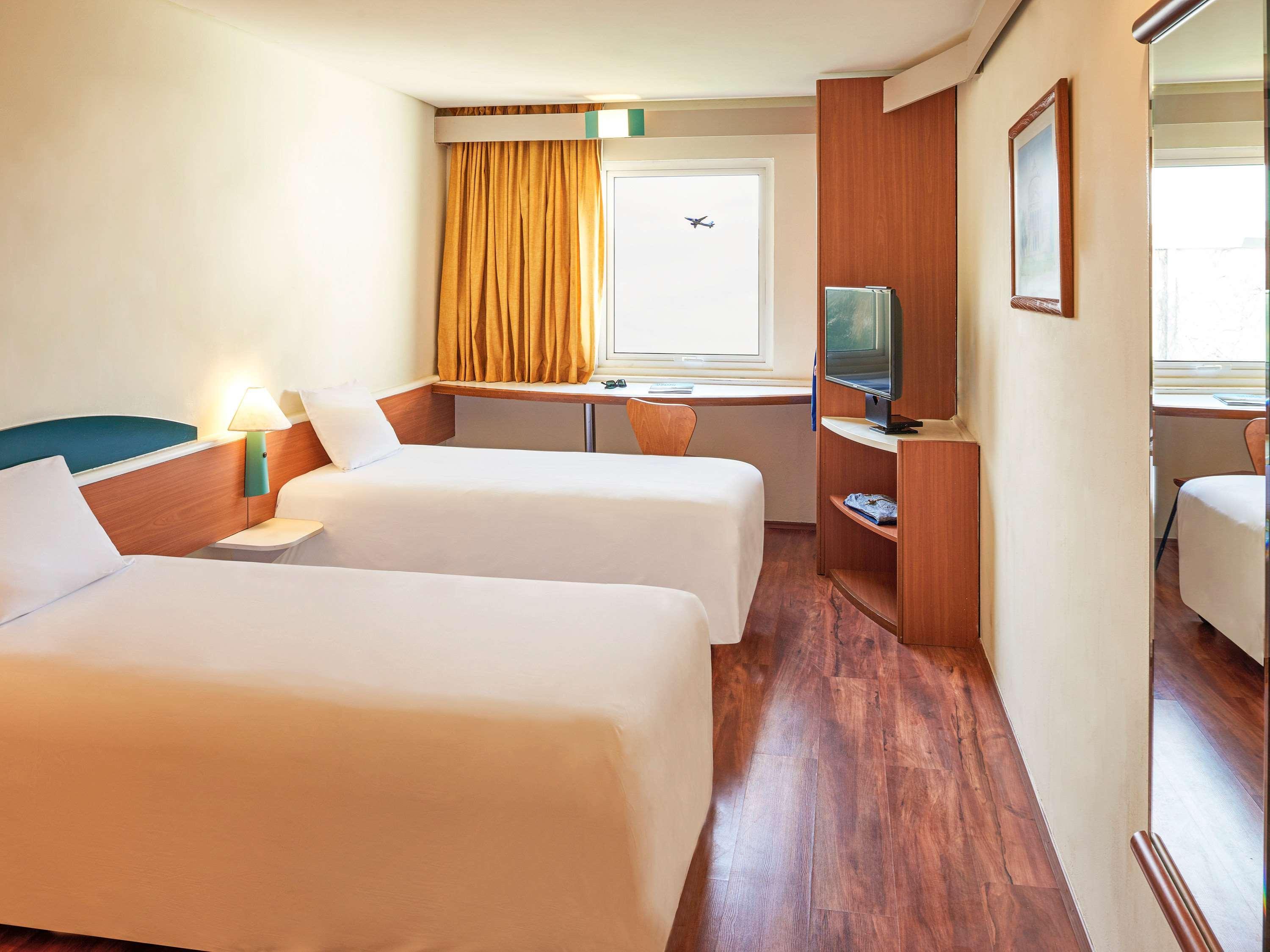 Ibis Monterrey Aeropuerto Hotel Apodaca Ngoại thất bức ảnh