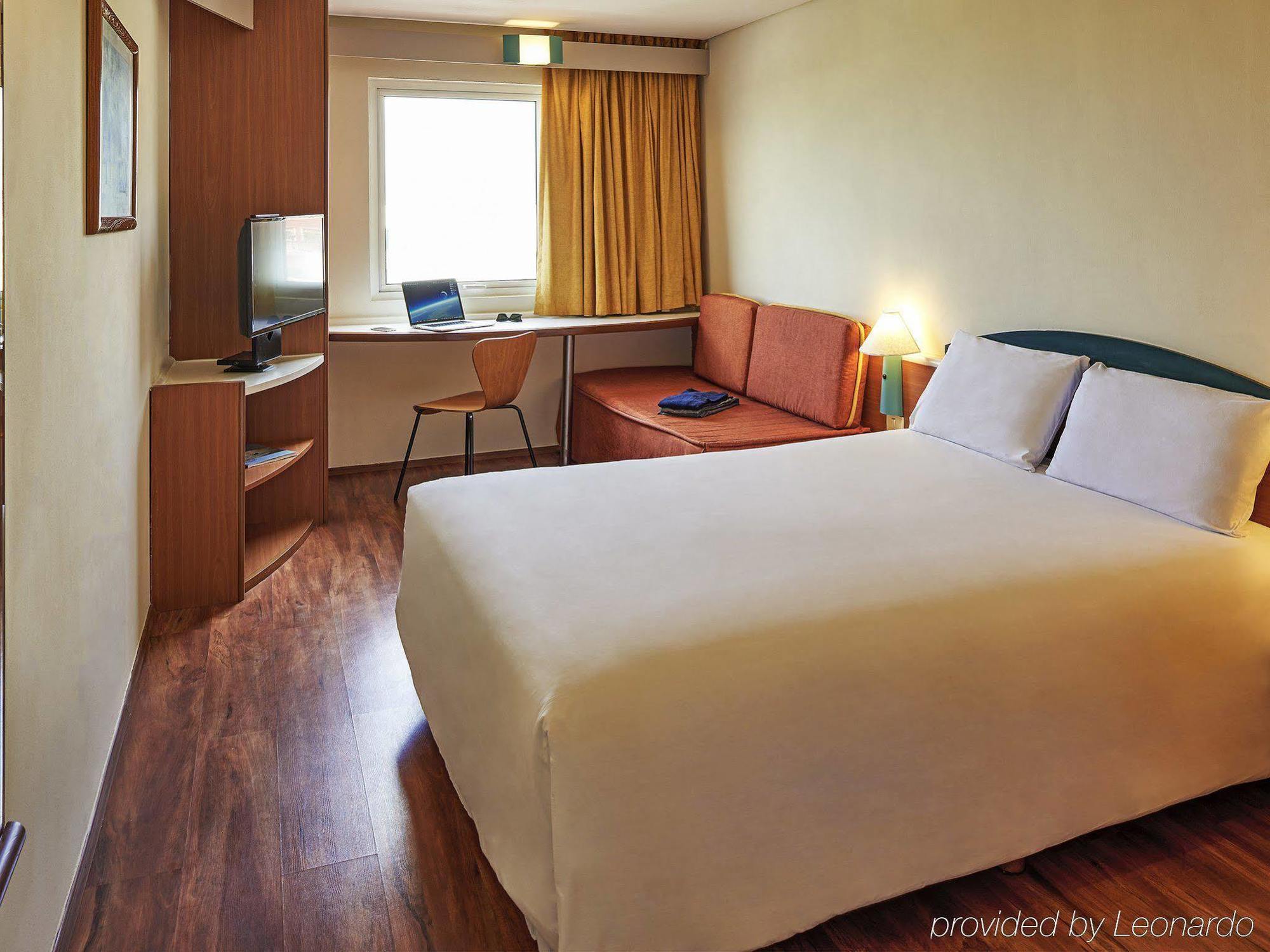 Ibis Monterrey Aeropuerto Hotel Apodaca Ngoại thất bức ảnh